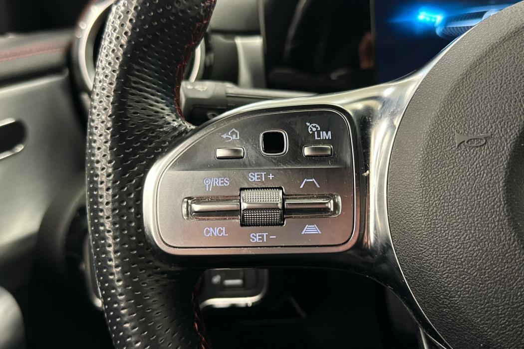 MERCEDES-BENZ CLA 2019