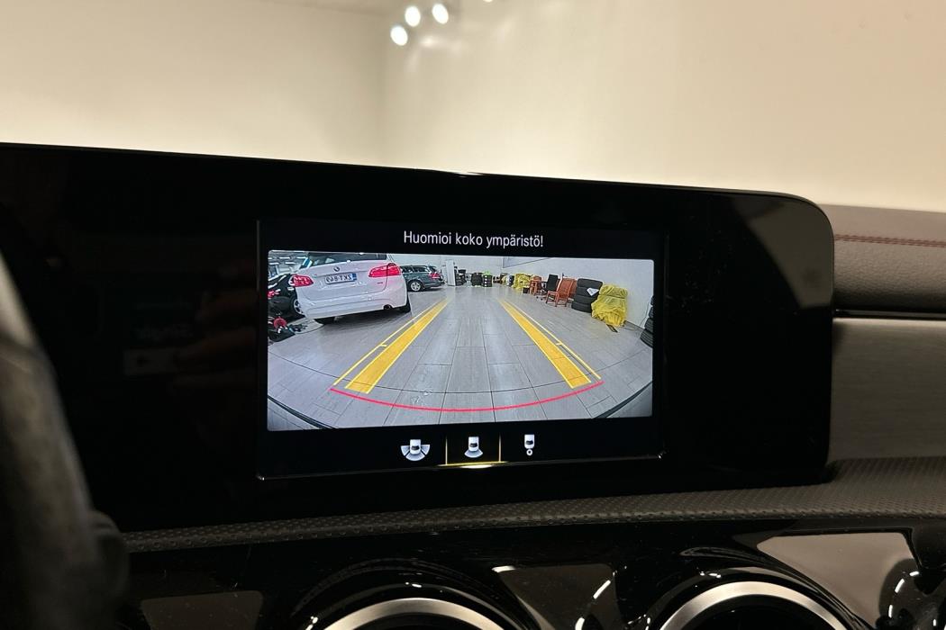 MERCEDES-BENZ CLA 2019