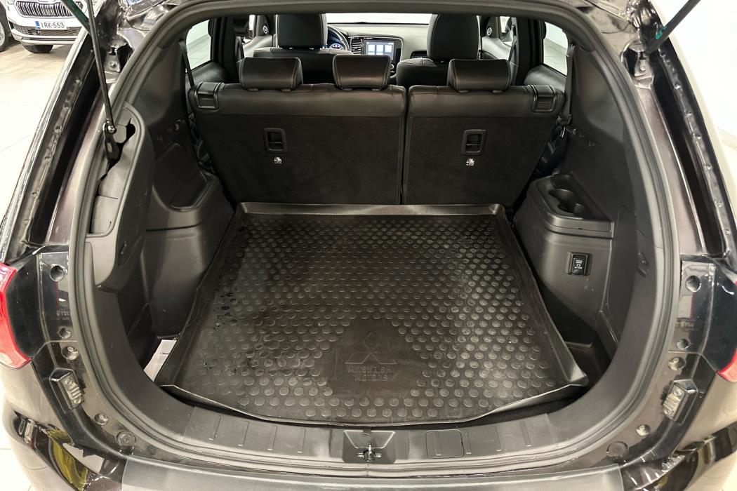 MITSUBISHI Outlander PHEV 2021