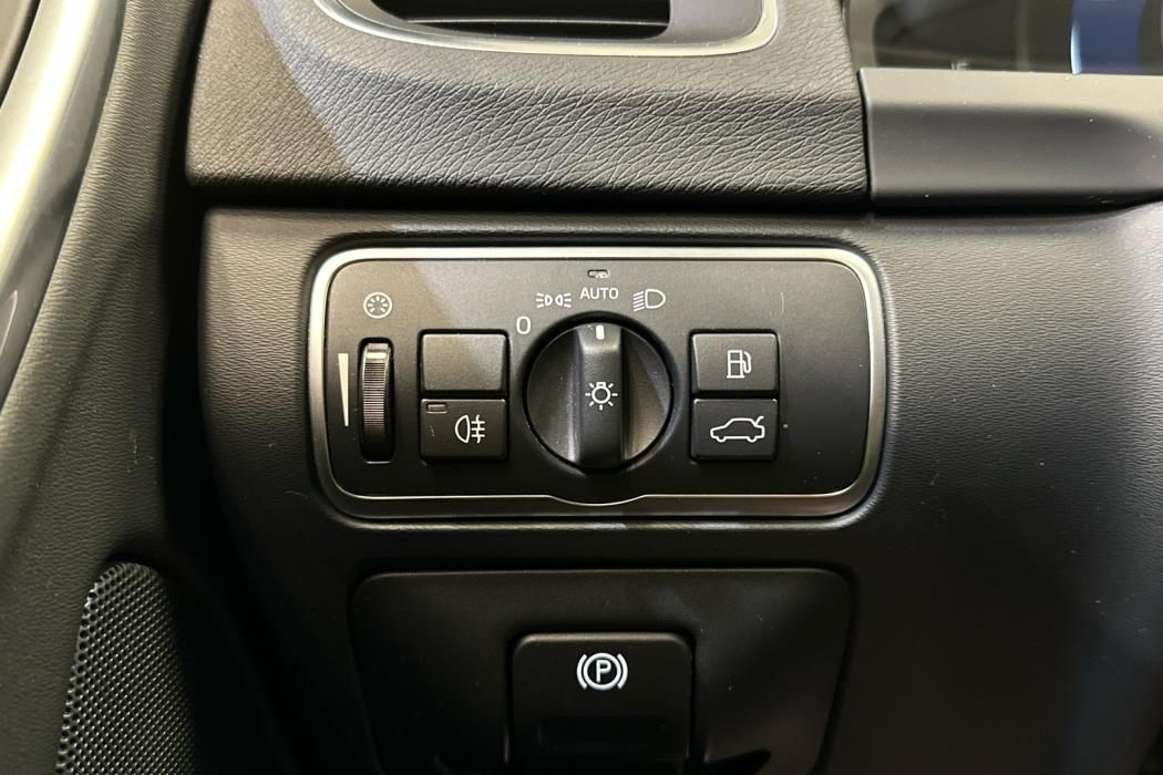VOLVO V60 2018