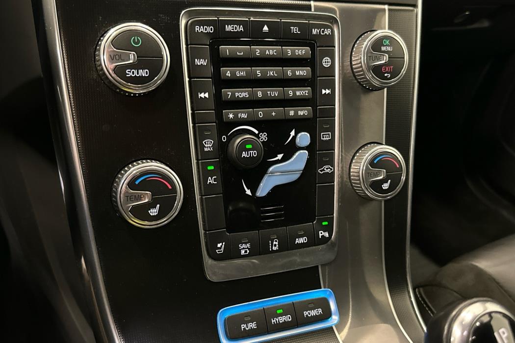 VOLVO V60 2018