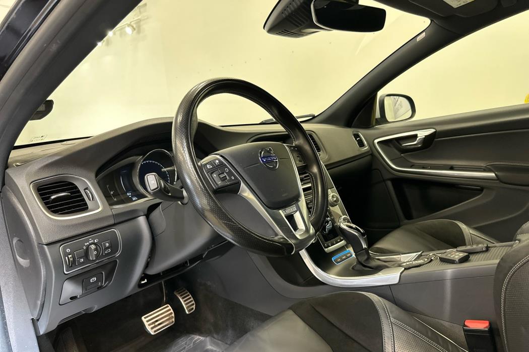 VOLVO V60 2018