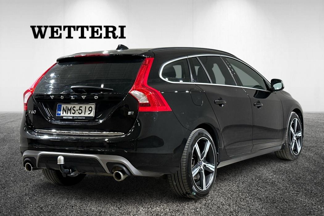 VOLVO V60 2018
