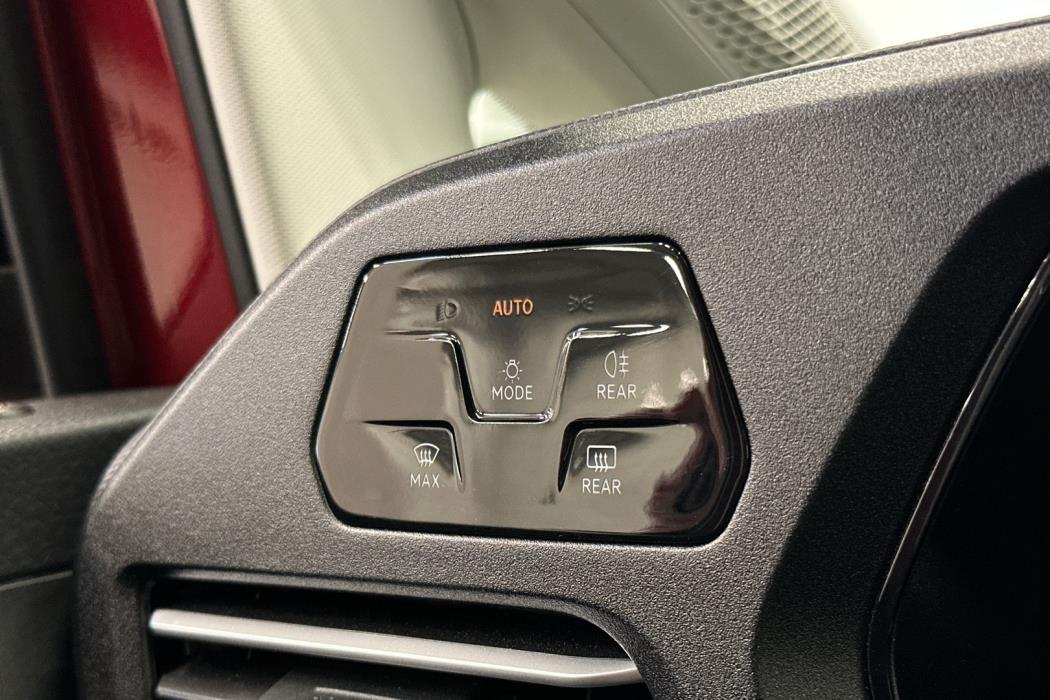VOLKSWAGEN Caddy Maxi 2024