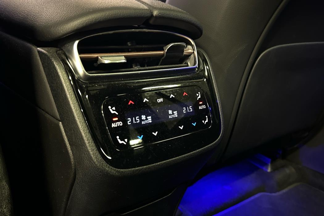 MERCEDES-BENZ EQE SUV 2023