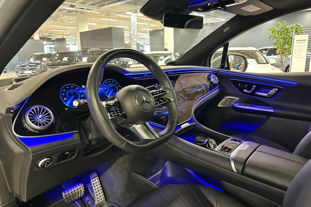 MERCEDES-BENZ EQE SUV 2023