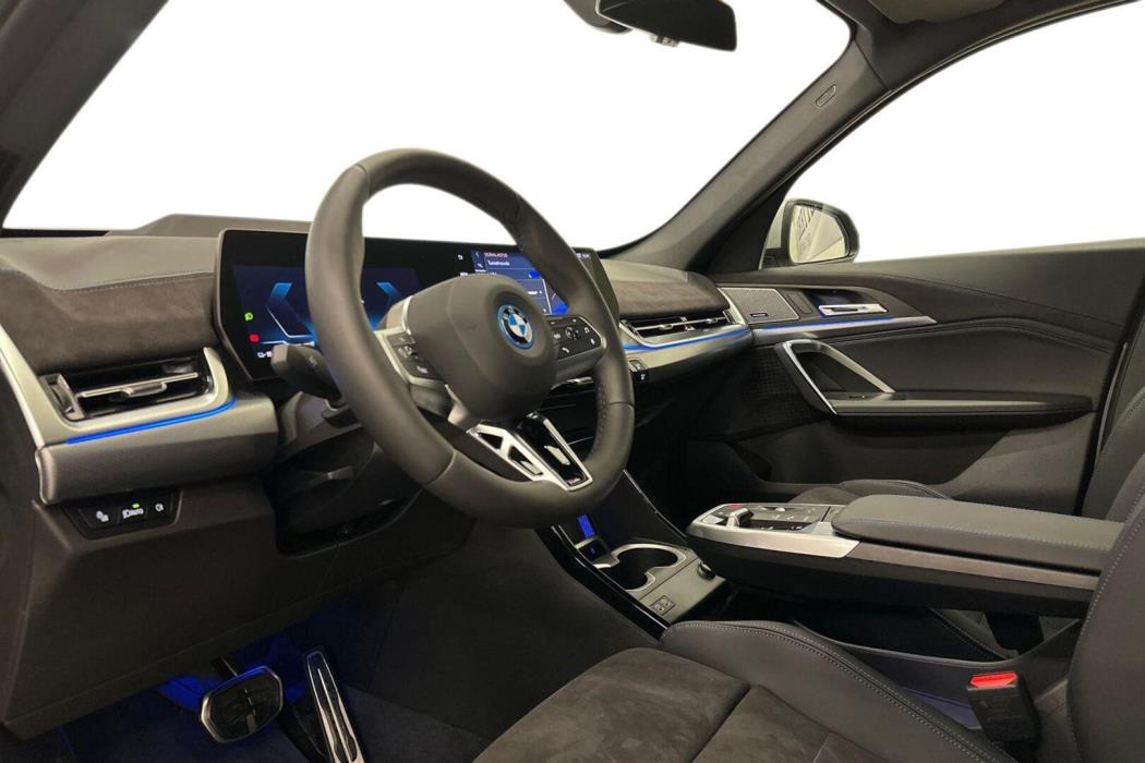 BMW iX1 2026