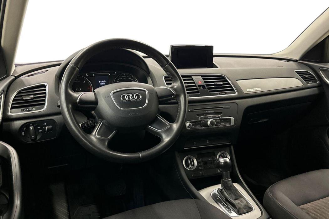 AUDI Q3 2012