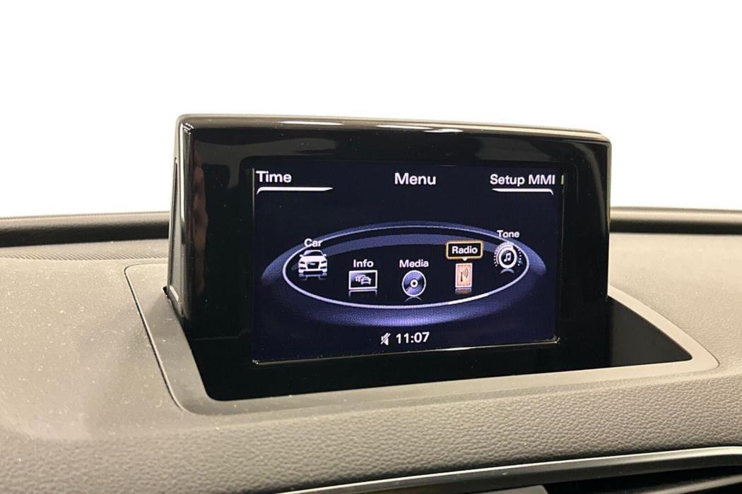 AUDI Q3 2012