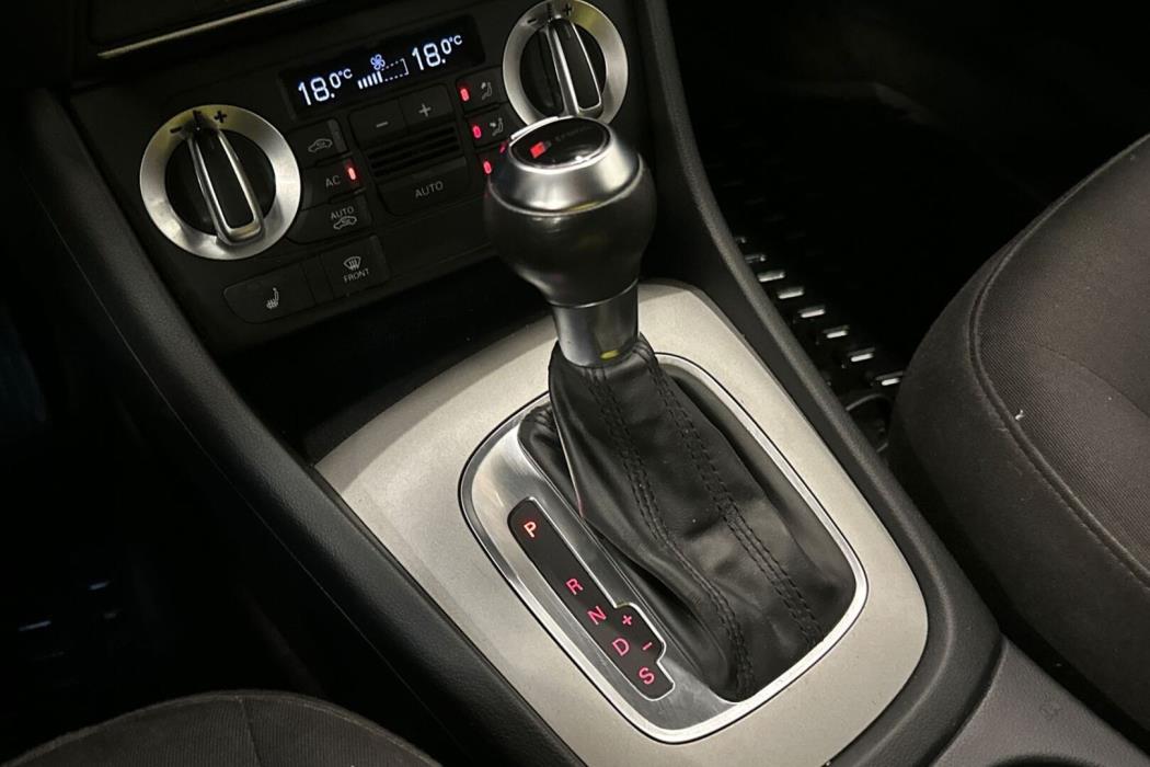 AUDI Q3 2012