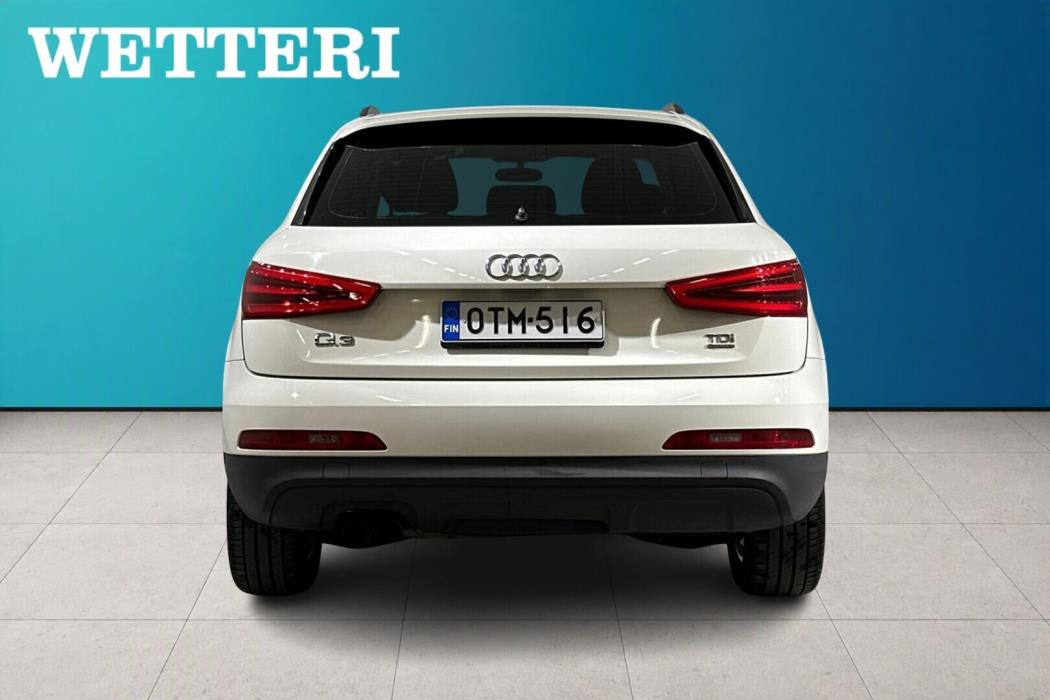 AUDI Q3 2012