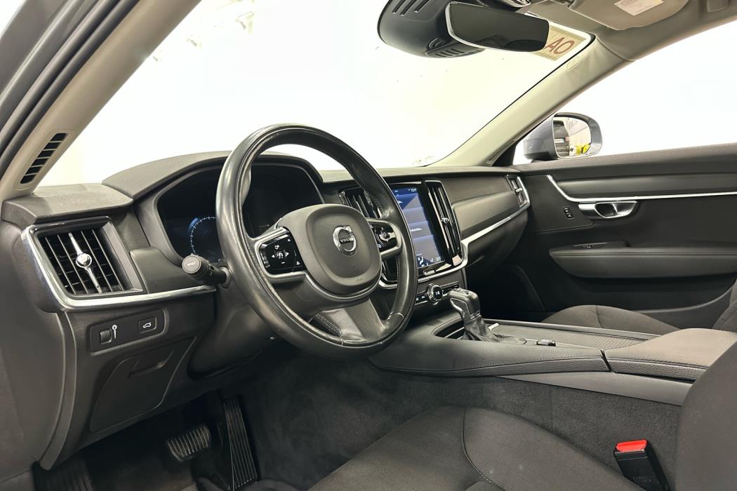 VOLVO V90 Cross Country 2018