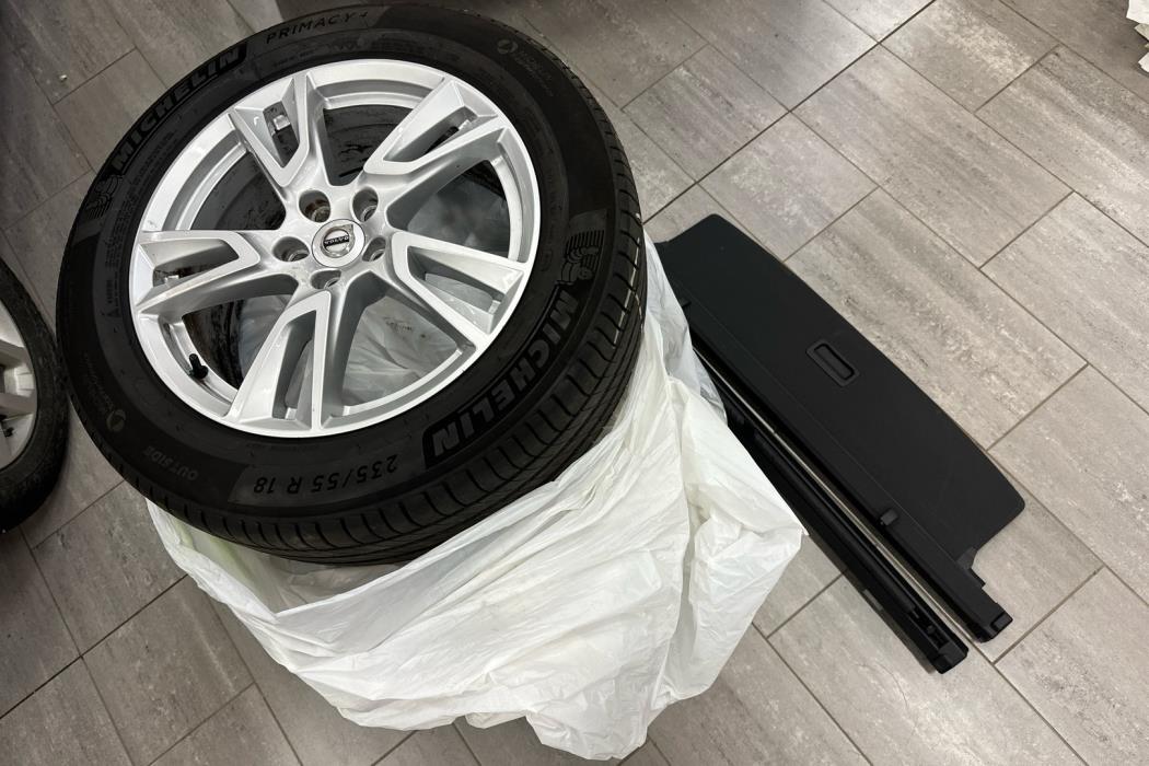 VOLVO V90 Cross Country 2018