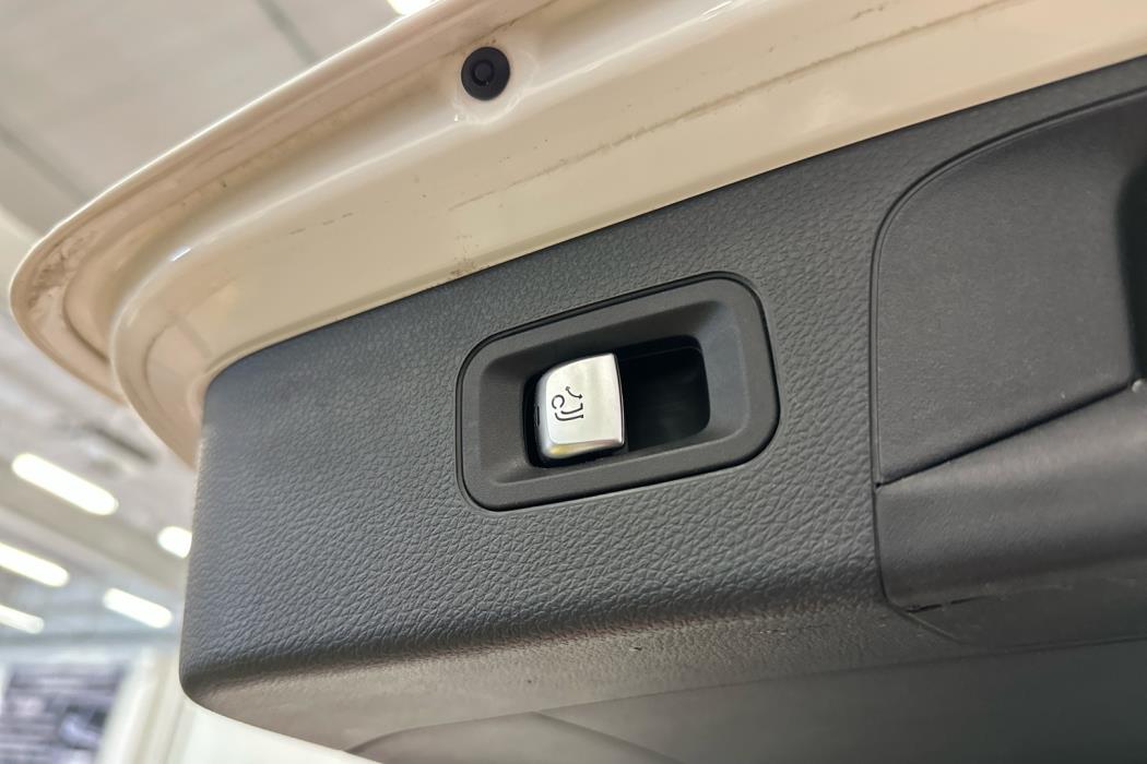 MERCEDES-BENZ GLC 2015