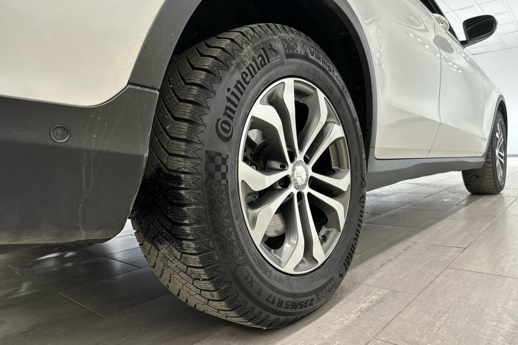 MERCEDES-BENZ GLC 2015