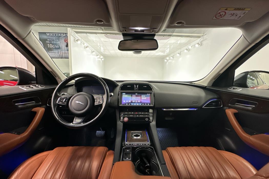 JAGUAR F-PACE 2016