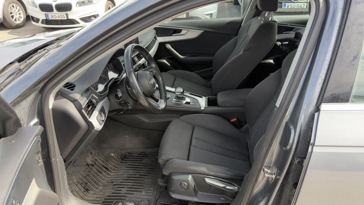 AUDI A4 2016