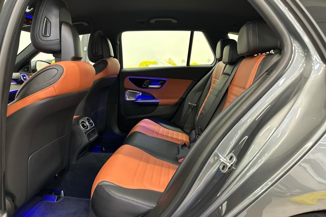MERCEDES-BENZ C 2023