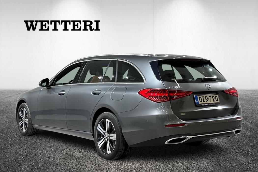 MERCEDES-BENZ C 2023