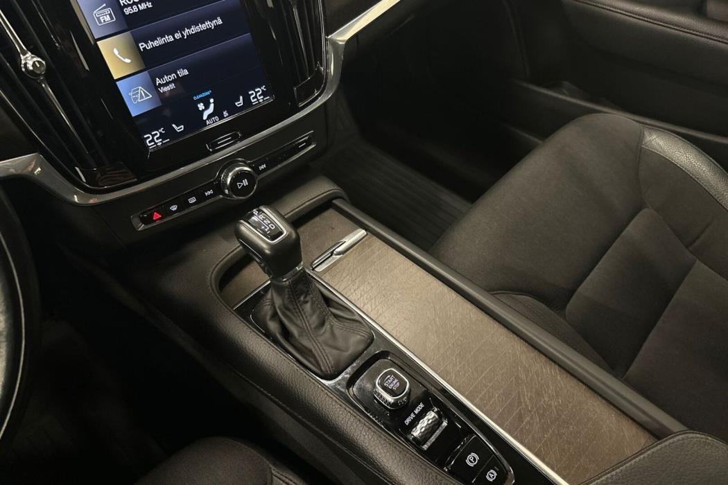VOLVO V90 Cross Country 2019