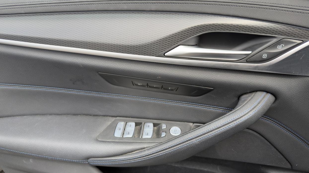 BMW 545 2023