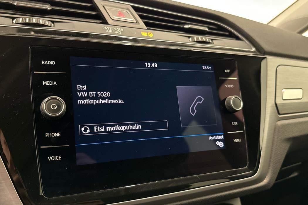 VOLKSWAGEN TOURAN 2018