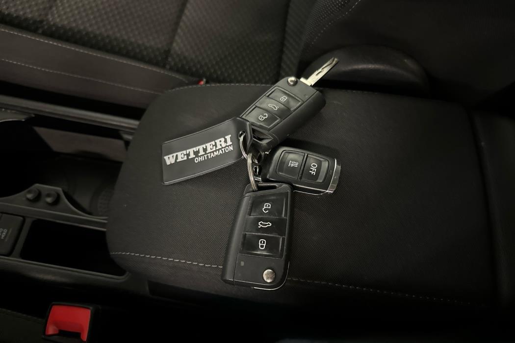 VOLKSWAGEN TOURAN 2018