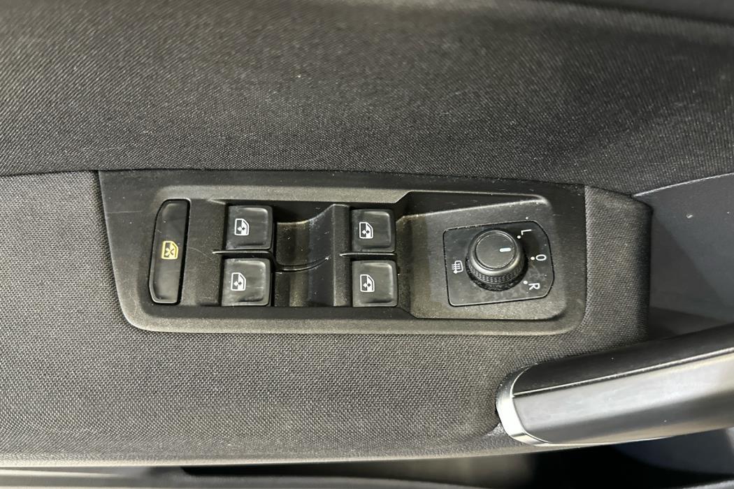 VOLKSWAGEN TOURAN 2018