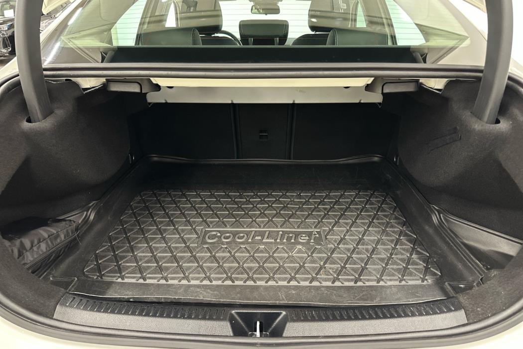 MERCEDES-BENZ A 2021