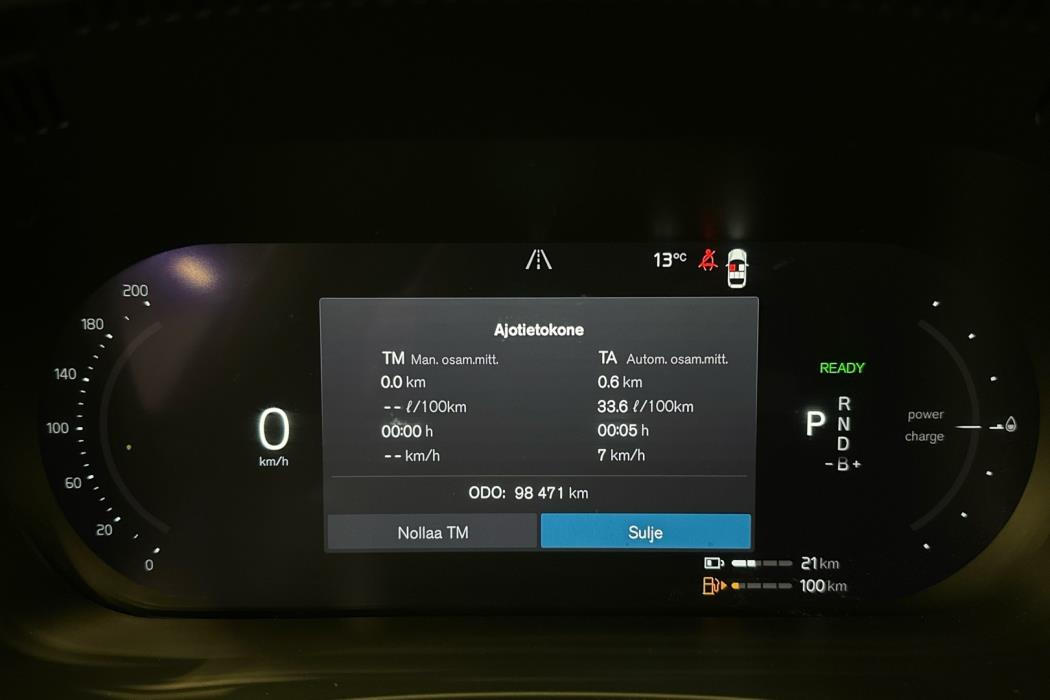 VOLVO XC60 2023