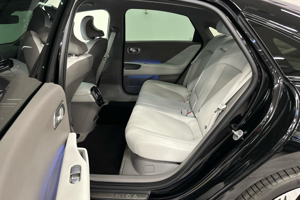 HYUNDAI IONIQ 6 2025