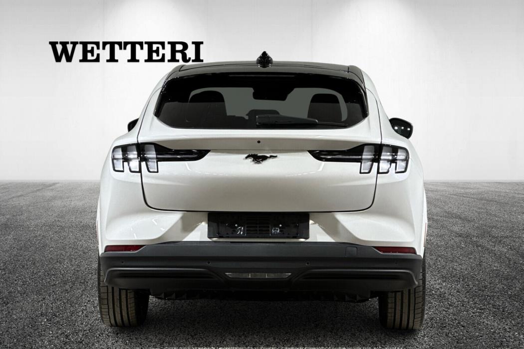 FORD Mustang Mach-E 2026