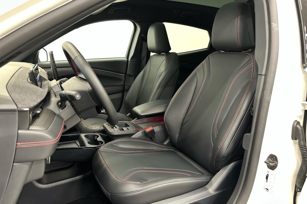 FORD Mustang Mach-E 2026