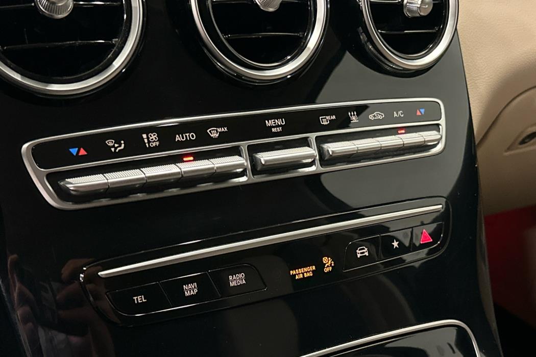 MERCEDES-BENZ GLC 2021