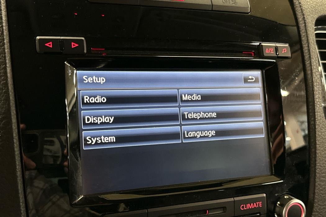 VOLKSWAGEN Touareg 2014