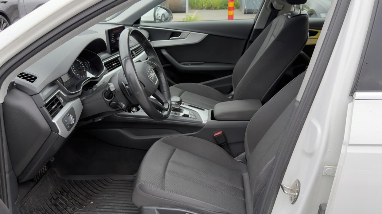 AUDI A4 2018