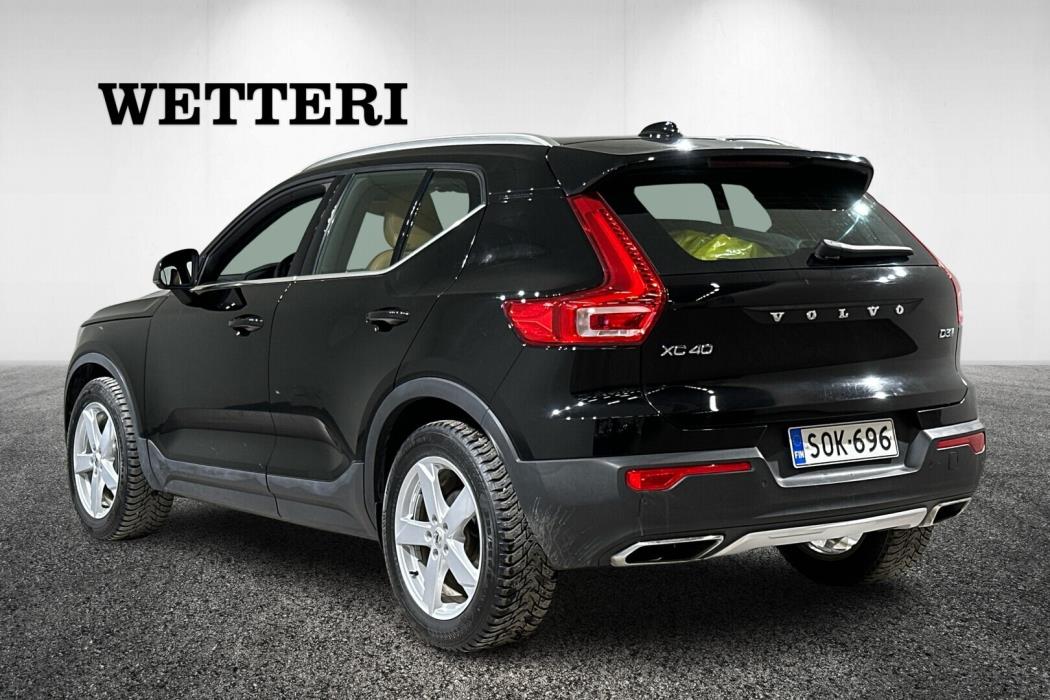 VOLVO XC40 2020