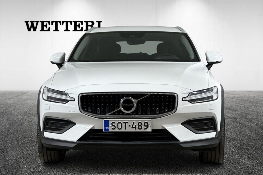 VOLVO V60 Cross Country 2022