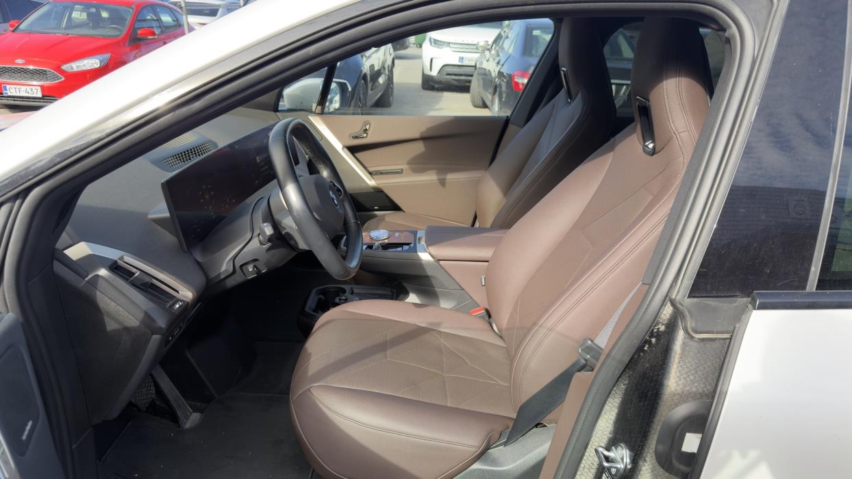 BMW iX 2022