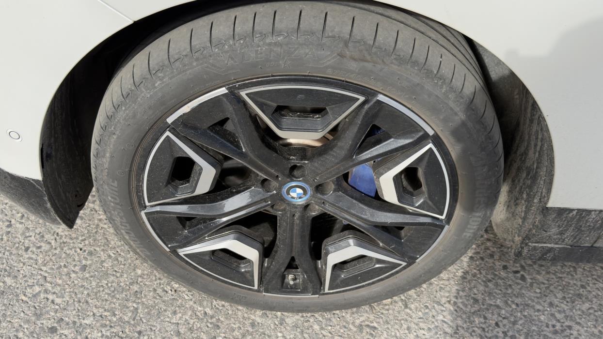 BMW iX 2022