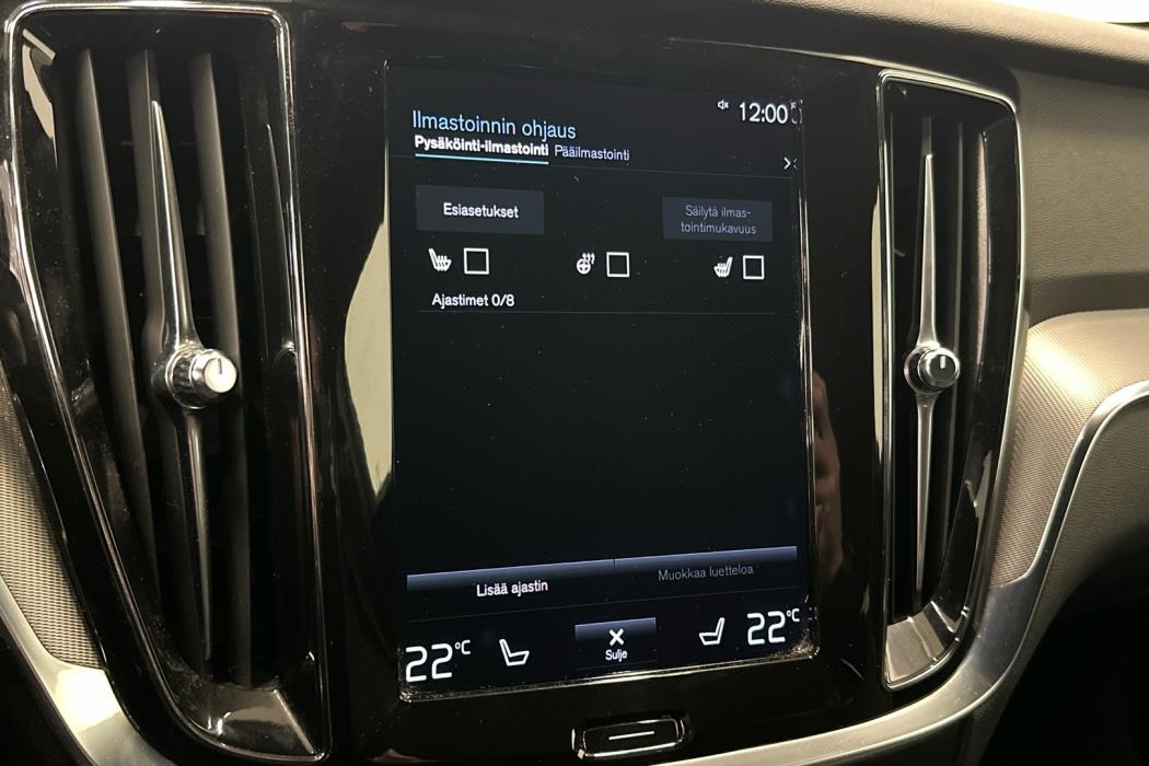 VOLVO V60 2022