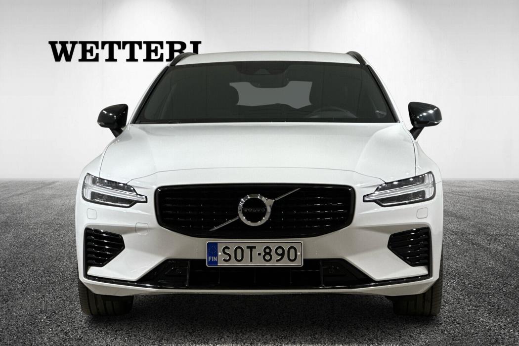 VOLVO V60 2022