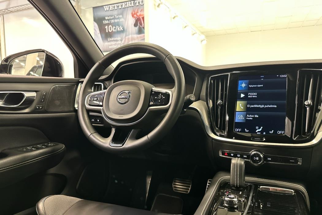 VOLVO V60 2022
