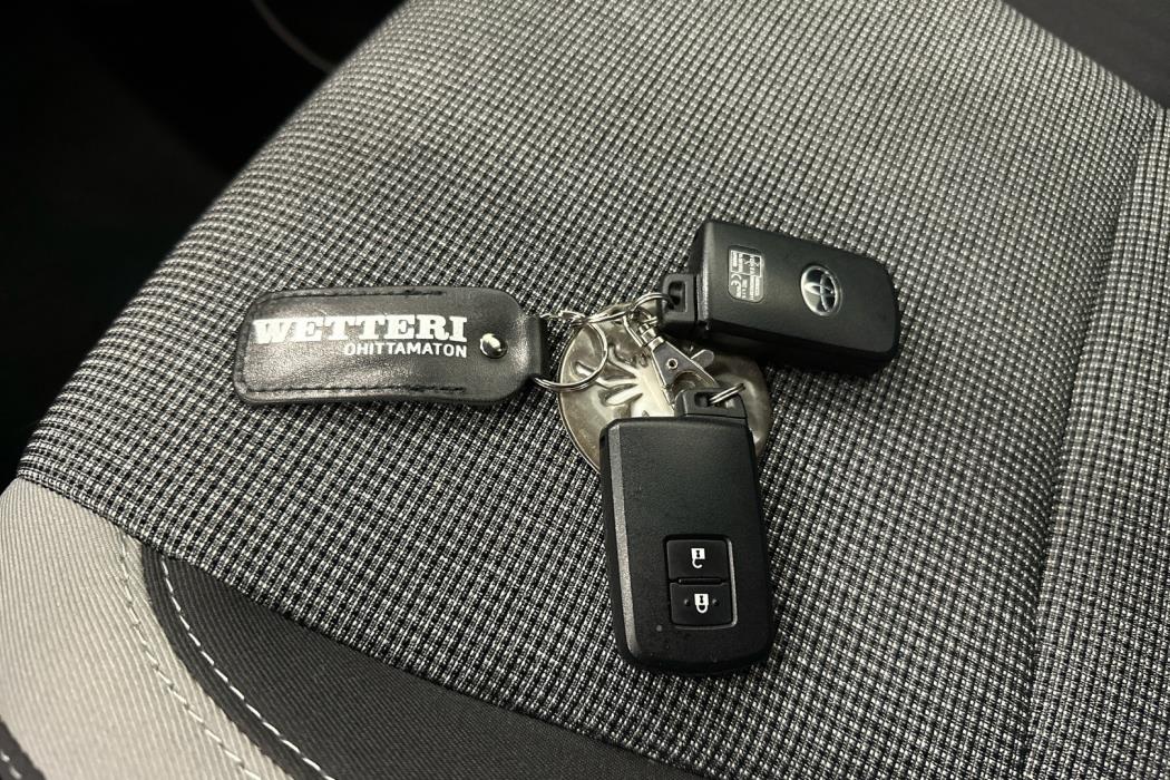 TOYOTA Yaris 2020