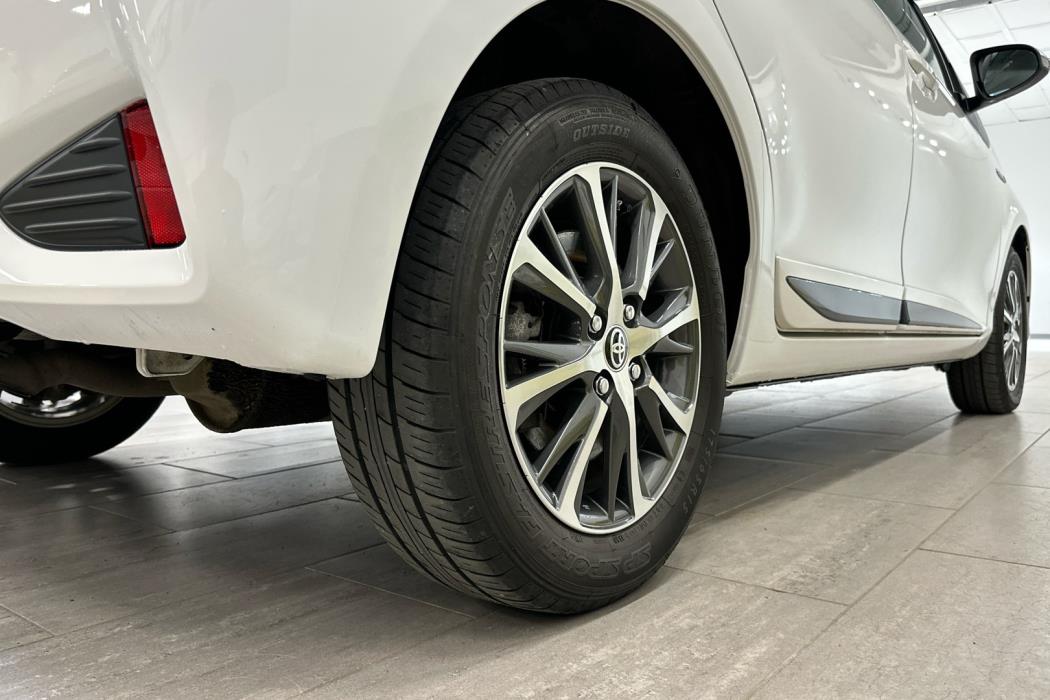 TOYOTA Yaris 2020