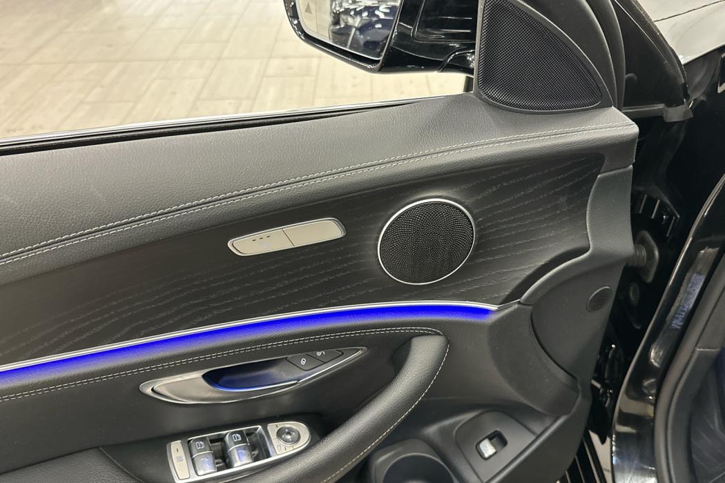 MERCEDES-BENZ E 2021