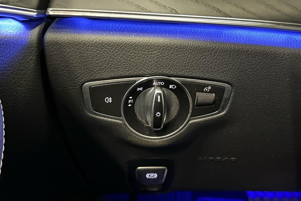 MERCEDES-BENZ E 2021