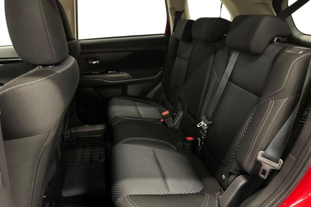 MITSUBISHI Outlander PHEV 2020