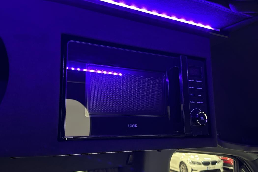 MERCEDES-BENZ Sprinter 2025