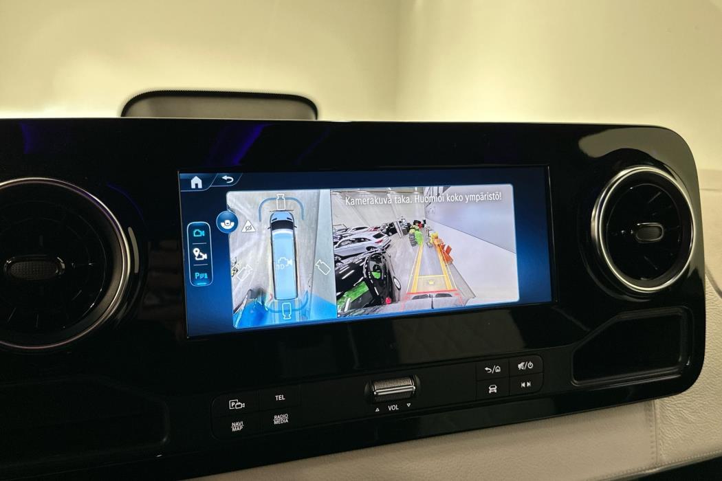 MERCEDES-BENZ Sprinter 2025